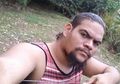 Secara Kejam, Orang-orang Ini Membuat Sapi Pingsan dan Potong Kakinya dengan Kapak Sambil Berteriak 'Aku Ingin Daging, Aku Ingin Daging'