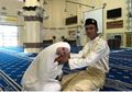 Kisah Cinta Beda Kasta, Gadis Lulusan S2 Ini Terus dapat Nyinyiran Orang Sekampung karena Nikahi Sopir Truk