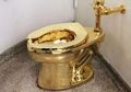 Super Mewah! Toilet di Museum Ini Terbuat dari Emas 18 Karat dan Bisa Digunakan