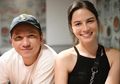 Gading Marten Pamer Foto Bareng Bule Cantik Juria Hartmans, Gisella Anastasia Ikut Beri Like