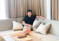 Selalu Jadi Jagoan dalam Film, Iko Uwais Kabur Saat Lihat Camilan Favorit Sejuta Umat Ini