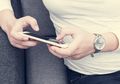 Apes! Terperdaya Kecantikan 'Wanita' di Facebook, Uang Rp141 Juta JY Melayang, Tak Disangka Inilah Sosok Sebenarnya Wanita Itu