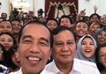 Prabowo 'Pasrah' Jadi Pembantu Jokowi karena Merasa Sudah 'Habis' Secara Popularitas dan Uang untuk Bertarung di Pilpres 2024?