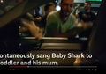 Demonstran di Lebanon Tiba-tiba Kompak Nyanyikan Lagu 'Baby Shark', Bocah Kecil dalam Mobil Ini Ternyata yang Jadi 'Biang Keroknya'