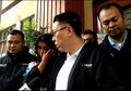 Sempat Dituding Jadi Pelakor Rumah Tangga Nafa Urbach, Ratu Meta Berderai Air Mata Gugat Cerai Suaminya Usai 3 Bulan Menikah