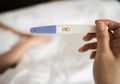 Cara Mengetahui Kehamilan Pakai Test Pack untuk Hasil yang Lebih Akurat, Ini Tipsnya!