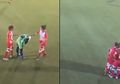 Jilbab Lawan Lepas Saat Bertanding, 5 Pesepakbola Ini Beri Perlindungan Agar Tak Terlihat Penonton
