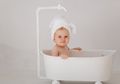 Bingung Memilih Sampo Untuk Si Kecil? Simak Tips Berikut Ini Moms!