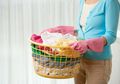 Menggunakan Tangan atau Mesin Cuci, Begini Loh Moms Cara Mencuci Pakaian Bayi yang Benar