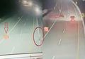 Tertangkap CCTV, Begini Detik-detik Pembatas Jalan di KM 65 Tol Cipularang Bergerak Sendiri, Semula Berada di Bahu Jalan Namun Tiba-tiba ke Tengah Sendiri