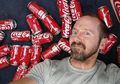 Ingin Buktikan Efek Minuman Bersoda, Pria Ini Konsumsi 300 Kaleng Cola dalam Sebulan, Begini Kondisinya Kemudian
