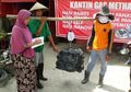 Hanya Bayar dengan Tumpukan Sampah Plastik, Anda Bisa Makan Dengan Puas di Warung Makan Ini