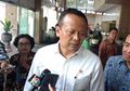 Ajaib, TNI Kerja Keras Terjunkan Satuan Jaga Laut Natuna, Menteri KKP Edhy Prabowo Justru Bantah Ada Kapal China, Pengganti Susi: Kapal China yang Mana?