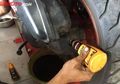 Sering Diabaikan, Ini Efek Fatal yang Muncul Jika Oli Gardan Motor Matic Nggak Diganti secara Berkala