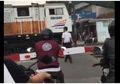 Viral Video Masinis Kereta Api Turun di Perlintasan untuk Jajan ke Warung, Terkuak Fakta Sebenarnya, Jangan Salah Sangka Dulu
