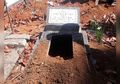 Bikin Geger Warga Tasikmalaya, Tiap Malam Jumat Ada Makam Dibongkar Secara Misterius, Tokoh Agama Turun Tangan Ungkap Hal Ini
