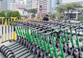 2 Remaja di Jakarta Tewas Ditabrak Mobil Saat Sewa GrabWheels Dini Hari