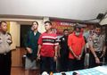 Terlalu dipercaya, satpam rumah artis ini tipu bosnya habis-habisan dengan menggondol motornya, setelah ditangkap nangis sesenggukan