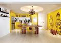 Gonjreng Banget! Tilik Inspirasi Dapur Lucu Warna Kuning dengan Mural