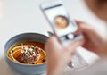Nggak Cuma Jadi Seleb, Main TikTok Bisa Bikin Cowok Ini Jadi Chef Dadakan