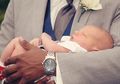 Tafsir Mimpi Menggendong Bayi, Benarkah Pertanda Baik Bagi Pemimpinya?