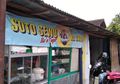 Awalnya Dicibir Tetangga karena Pasang Harga Tak Nalar, Kini Warung Soto Rp 1000 Milik Sukarni Dipenuhi Pelanggan, Tak Sedikitpun Merasa Rugi : Alhamdulillah Bisa Beli Mobil