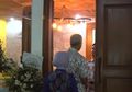 Sangat minimalis, ternyata begini kondisi ruang tamu Gibran yang dipakai menjamu Gubernur Ganjang Pranowo