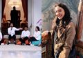 Anak Konglomerat Jadi Staf Presiden Joko Widodo, Intip OOTD Putri Tanjung yang Simpel