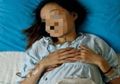 Keseringan Makan Makanan Murah, Kanker Ganas Muncul di Perut Cewek Ini