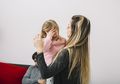 Kewalahan Hadapi Emosi Batita yang Sering Naik Turun? Jangan Melabelnya, Atasi dengan Cara Tepat Ini #LovingNotLabelling