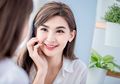 Tren Makeup 2020 : Lipstik Matte Formula Ringan dengan Hasil Velvet yang Nggak Bikin Bibir Gelap