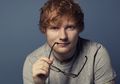 Ed Sheeran Hidup Bahagia Tanpa Smartphone, Semuanya Lewat Email