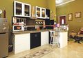 Mau Buat Dapur Makin Ergomonis? Gunakan Engsel Bentuk Ini Agar Tidak Terbentur!