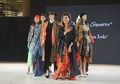 Batik Nyonya Indo by Priscilla Saputro Hadirkan Koleksi Bertajuk Heritage Embroidery pada Hari Pertama 23 Fashion District