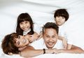 Setelah Kakak Ipar Meninggal Dunia, Kini Nirina Zubir Bagikan Kabar Duka Ayah Mertuanya, 'You are a Kind Soul Papi'