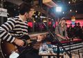 Self Love Jadi Pesan Tersendiri di Album Terbaru Oh Wonder, Ini Penjelasannya!