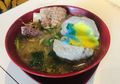 Icip Variasi Bakso Baru: Bakso Pelangi yang Menggiurkan dari Bakso Semox Madam Dewin!