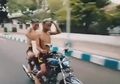Video Pelajar Naik Motor Sambil Keramas Viral, Polisi Turun Tangan