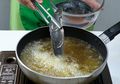 Makanan Digoreng Saat Berbuka dan Sahur Tak Bisa Dihindari, Ini Cara Membuat Gorengan Lebih Sehat