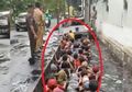 Usai Viral Pegawai Honorer Berendam di Got, Lurah yang Dipecat Anies Baswedan Masih Ngantor! Faktanya Sungguh Mengherankan