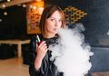 Instagram Larang Selebgram Promosi Vape