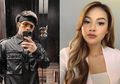 Bak Kuatkan Isu Menikah Tahun Depan, Atta Halilintar Tertangkap Kamera Berlutut di Depan Aurel Hermansyah, Melamar?