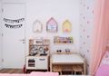 Karya Arsitek Dalam Negeri, Ini Desain Kamar Warna Pink dengan Tampilan Eye Catching!