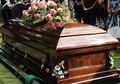 Sebulan Setelah Jenazah Anaknya Dimakamkan, Orang Tua Ini Terkejut Sekaligus Sedih Rumah Sakit Datang dan Ungkap Fakta yang Membuat Makam Anaknya Harus Dibongkar