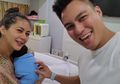 Sang Anak Langsung Dapat ASI Eksklusif, Baim Wong dan Paula Verhoeven Bagikan Momen Tiger Wong, Keren Banget Anaknya!