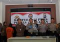 Lerai 2 Gadis Belia yang Sedang Cekcok di Warung Tuak, Niat Baik Pria Ini Justru Berujung Petaka, Terlempar Pecahan Botol Hingga Menancap di Lehernya dan Tewas