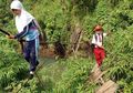Bikin Merinding, Inilah Beberapa Jalur Paling Berbahaya di Dunia, Salah Satunya Dilalui Anak-anak Indonesia untuk Pergi Sekolah, Ada yang Bergelantungan Pakai Kabel!