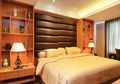Trik Hadirkan Suasana Rumah Tapak di Apartemen, Gunakan Material Jati Solid!
