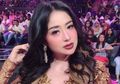 Kena Pelet Hingga Muka Gosong, Pedangdut yang Miliki Rumah Mewah Bergaya Klasik Ini Ceritakan Hal Magis yang sempat Menimpa Dirinya, ‘Kaki Terasa Ditusuk-tusuk’