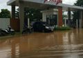 Banjir Sempat Mencapai 1 Meter, Banjir di Graha Raya Bintaro Mulai Surut